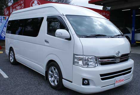 ハイエース グランドキャビン